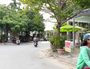 Cần tiền cho con du học, bán nhanh nhà MT Nguyễn Sơn tp.Đà Nẵng 3,4 tỷ 