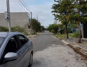 Bán đất đường Đô Đốc tuyết cẩm lệ , Hòa xuân vị trí rất đẹp hướng tây buổi sang mát mẽ