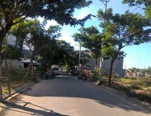 Sắp vào sài gòn sinh sống, cẩn bán gấp đất đường Cổ Mân Lan 4, hòa xuân, cẩm lệ, đà nẵng