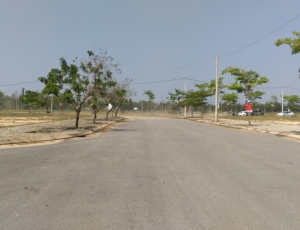 TÔI CÀN BÁN 2 LÔ ĐẤT ĐƯỜNG TRƯỜNG SA VEN BIỂN