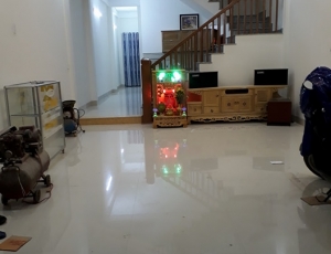 Chính chủ cần bán nhà 3 tầng mặt tiền đường7,5m hướng đông nam Dtsd 270m2 LH 0935 139331