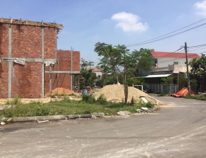 Bán lô đất 2 mặt tiền khu tái đinh cư