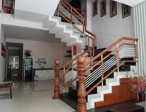 Cho thuê nhà 3T đường Mỹ Khê gần Võ Văn Kiệt,Đà Nẵng 6 PN,full nội thất 35 tr/ tháng .0983.750.220