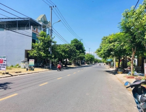 Bán nhanh Nam Hoà Xuân giá rẻ sập hầm B2.56 vị trí cực đẹp